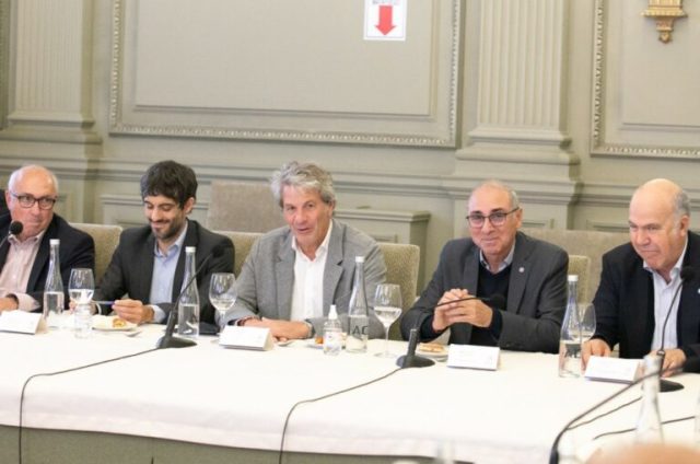 Baja-de-retenciones Baja de retenciones: la Bolsa recibió al equipo económico de Nación