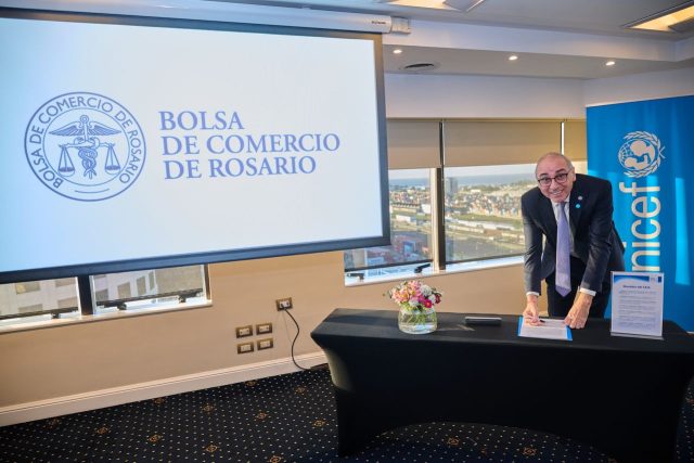 6915e9ed283c2c1aa8341ce7 La Bolsa de Comercio de Rosario asumió la presidencia del Consejo Empresarial por la Infancia y la Adolescencia de UNICEF