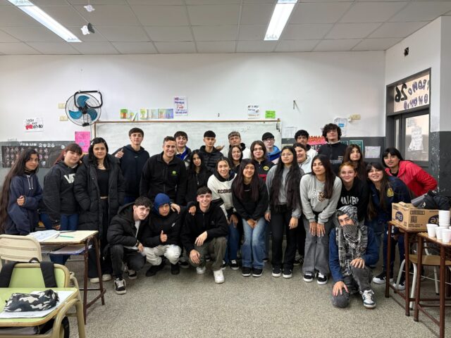 APOSTAR NO ES UN JUEGO (4) Apuestas online: más de 1.600 estudiantes ya se sumaron a un programa que busca prevenir el juego problemático desde las escuelas